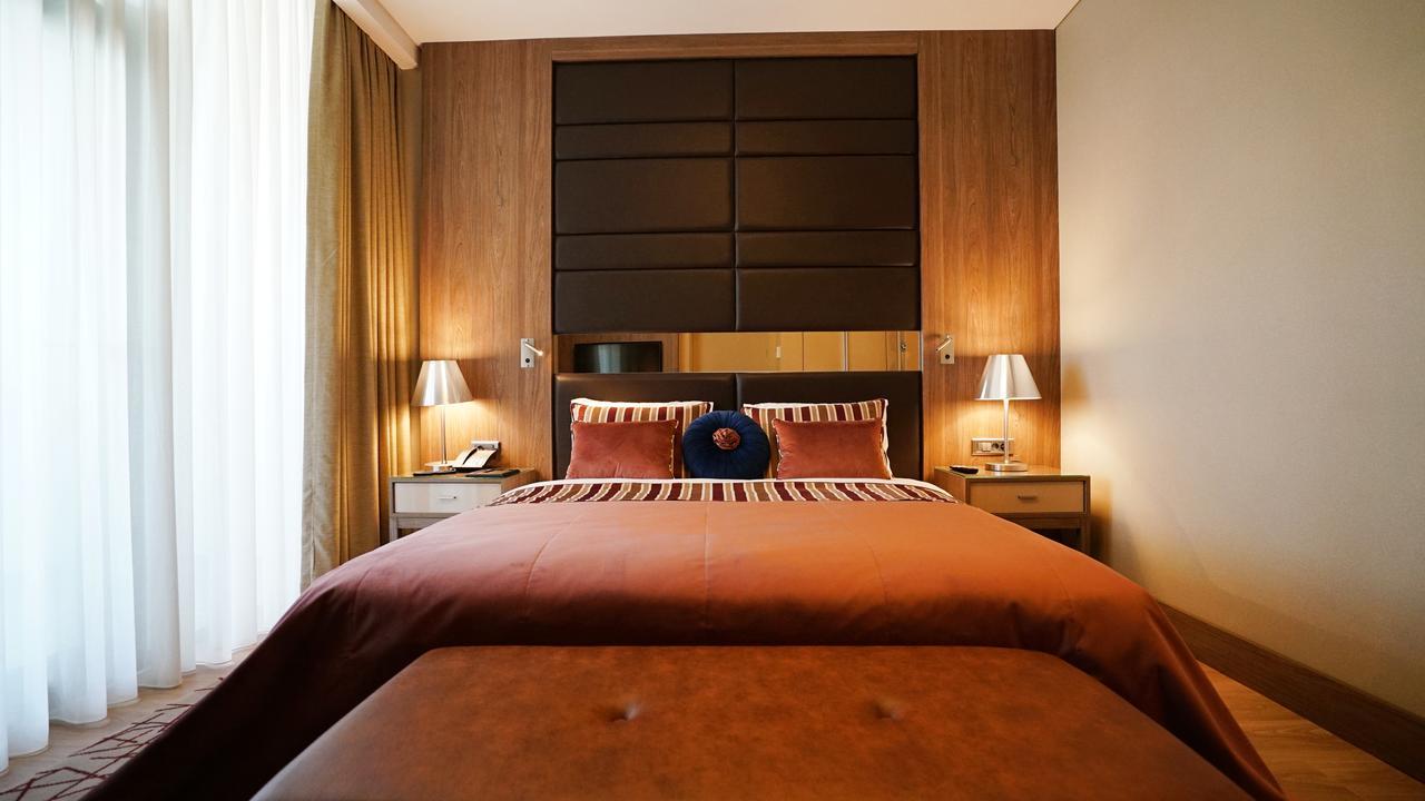 Hawthorn Suites By Wyndham Istanbul Airport מראה חיצוני תמונה